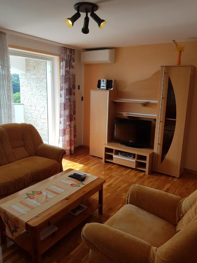 Apartmani Krajnovic Фажана Экстерьер фото