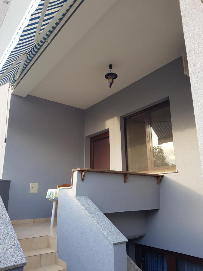 Apartmani Krajnovic Фажана Экстерьер фото