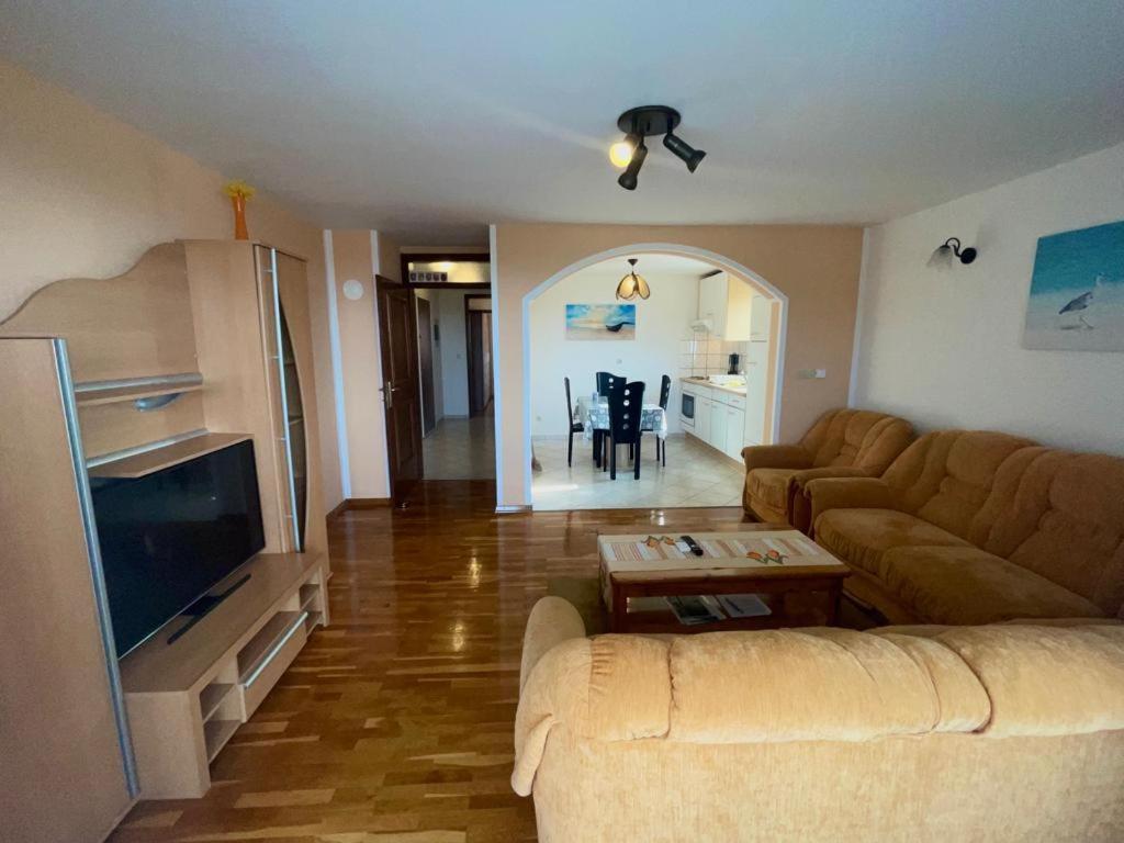 Apartmani Krajnovic Фажана Экстерьер фото