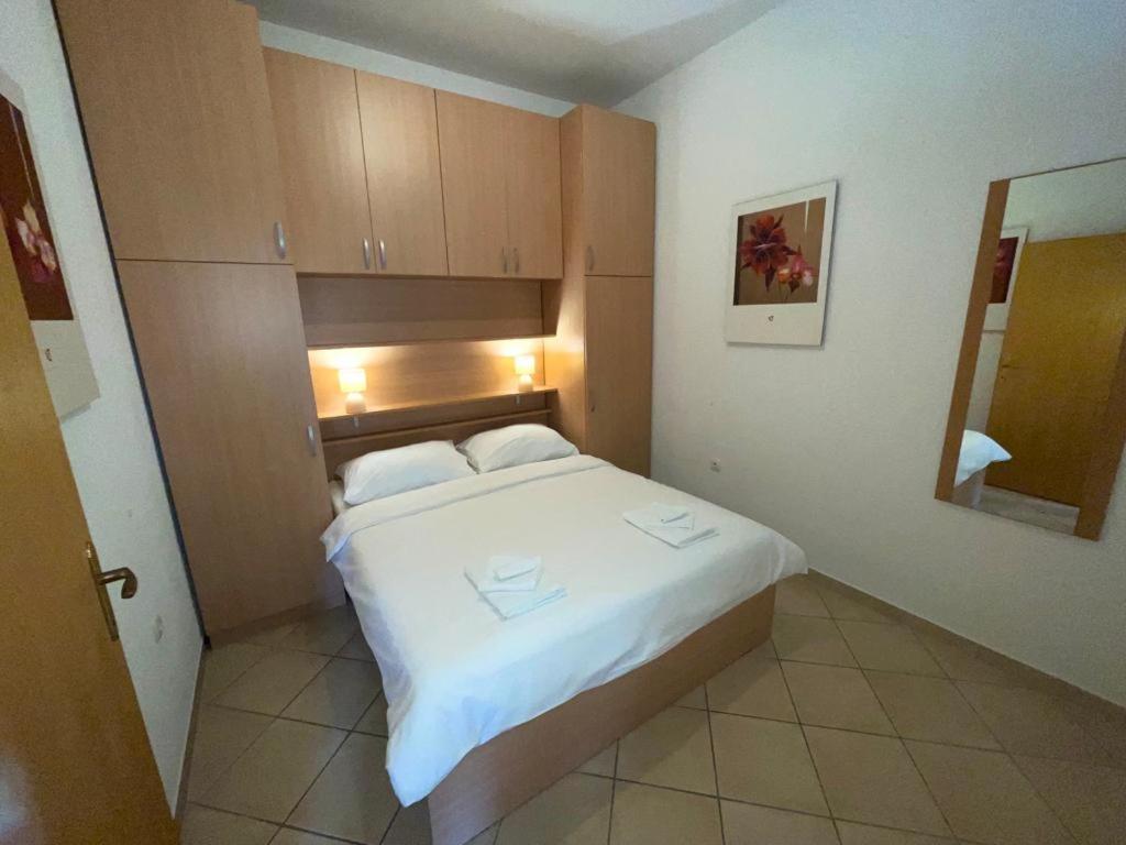 Apartmani Krajnovic Фажана Экстерьер фото