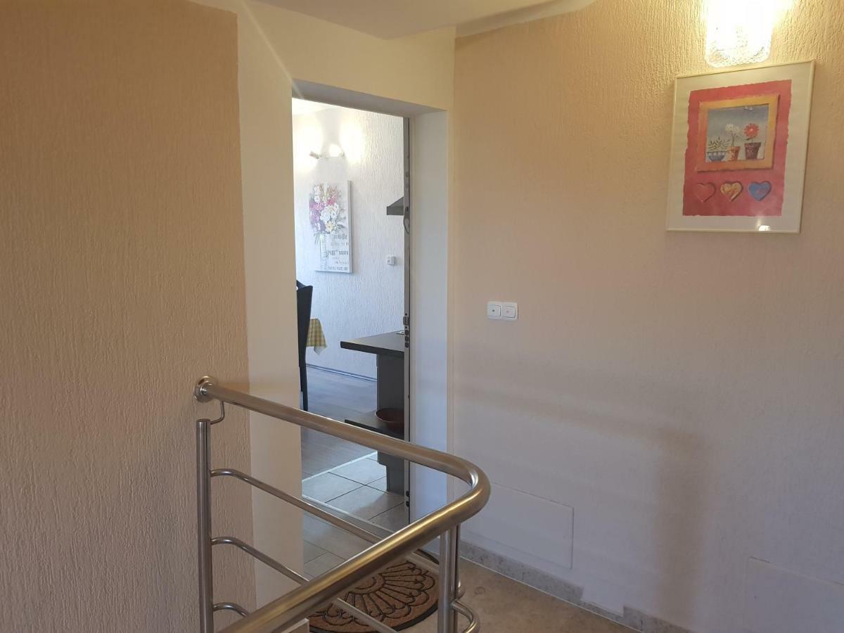 Apartmani Krajnovic Фажана Экстерьер фото
