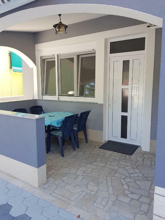 Apartmani Krajnovic Фажана Экстерьер фото